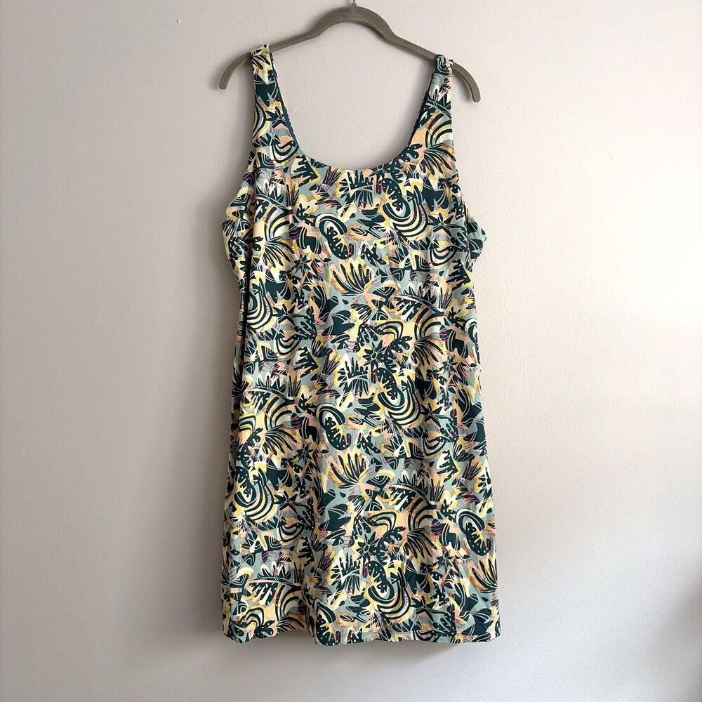 Patagonia Womens Maipo Dress Attached Shorts Size XL Green Athletic Casual